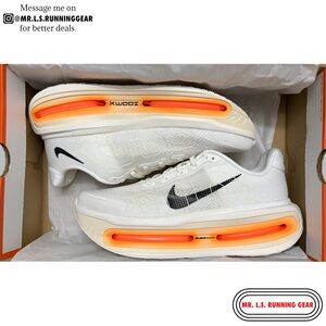 Nike Vomero Premium Road Running Shoes IQ4035-100